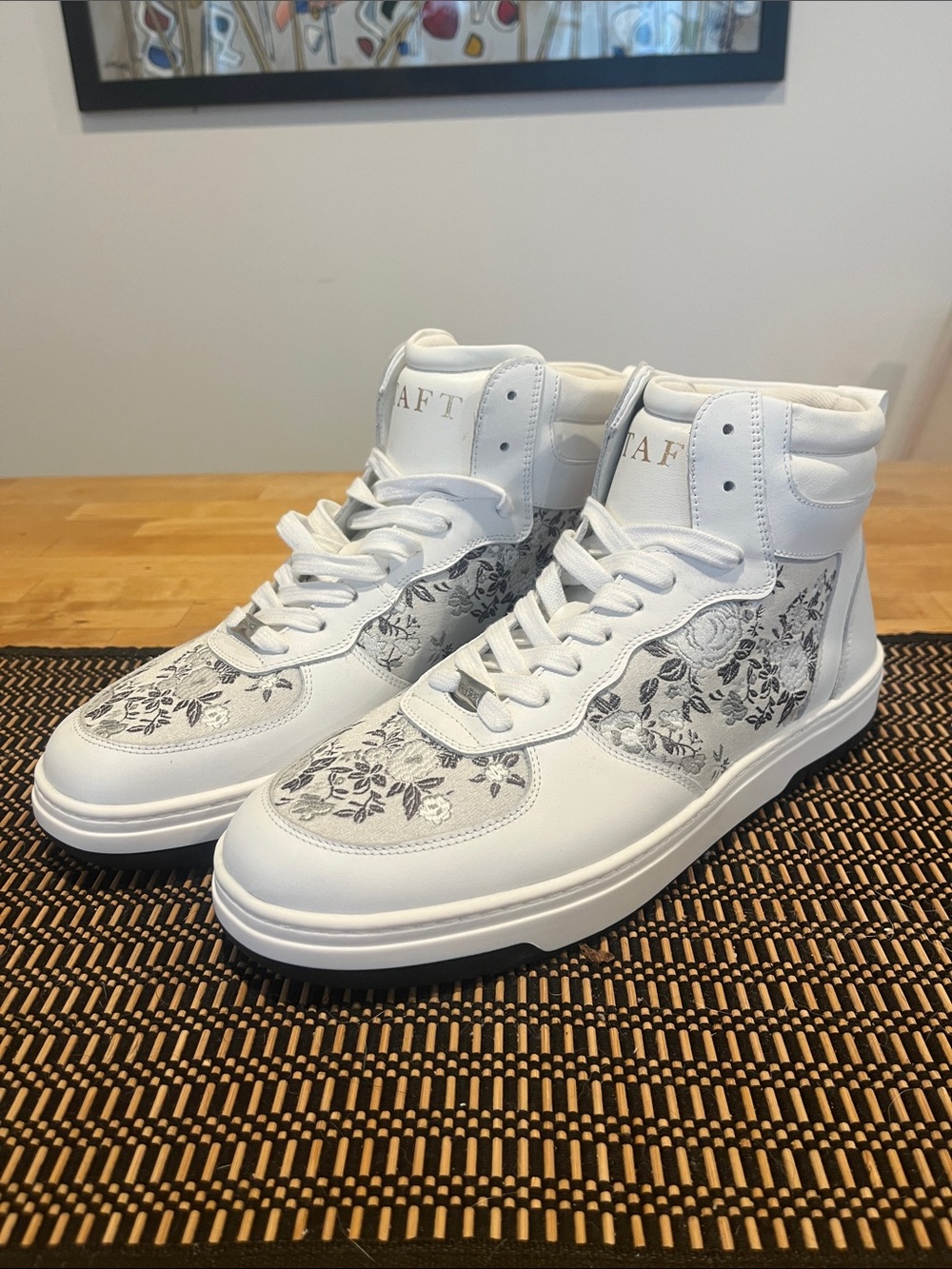 TAFT Rapido Italian Floral Sneakers White EU 42 Like New